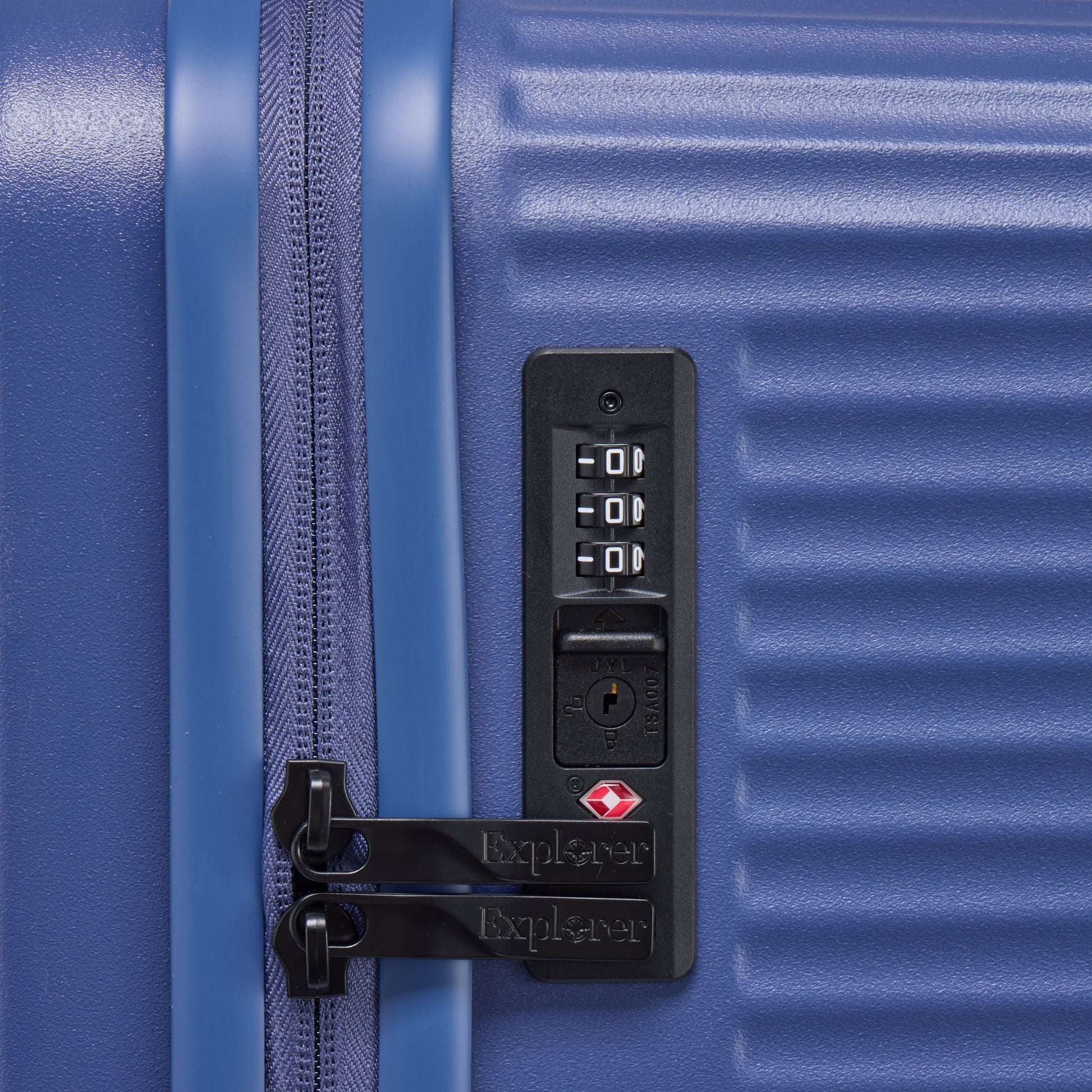 Explorer Luggage Explorer Axis Medium Luggage
