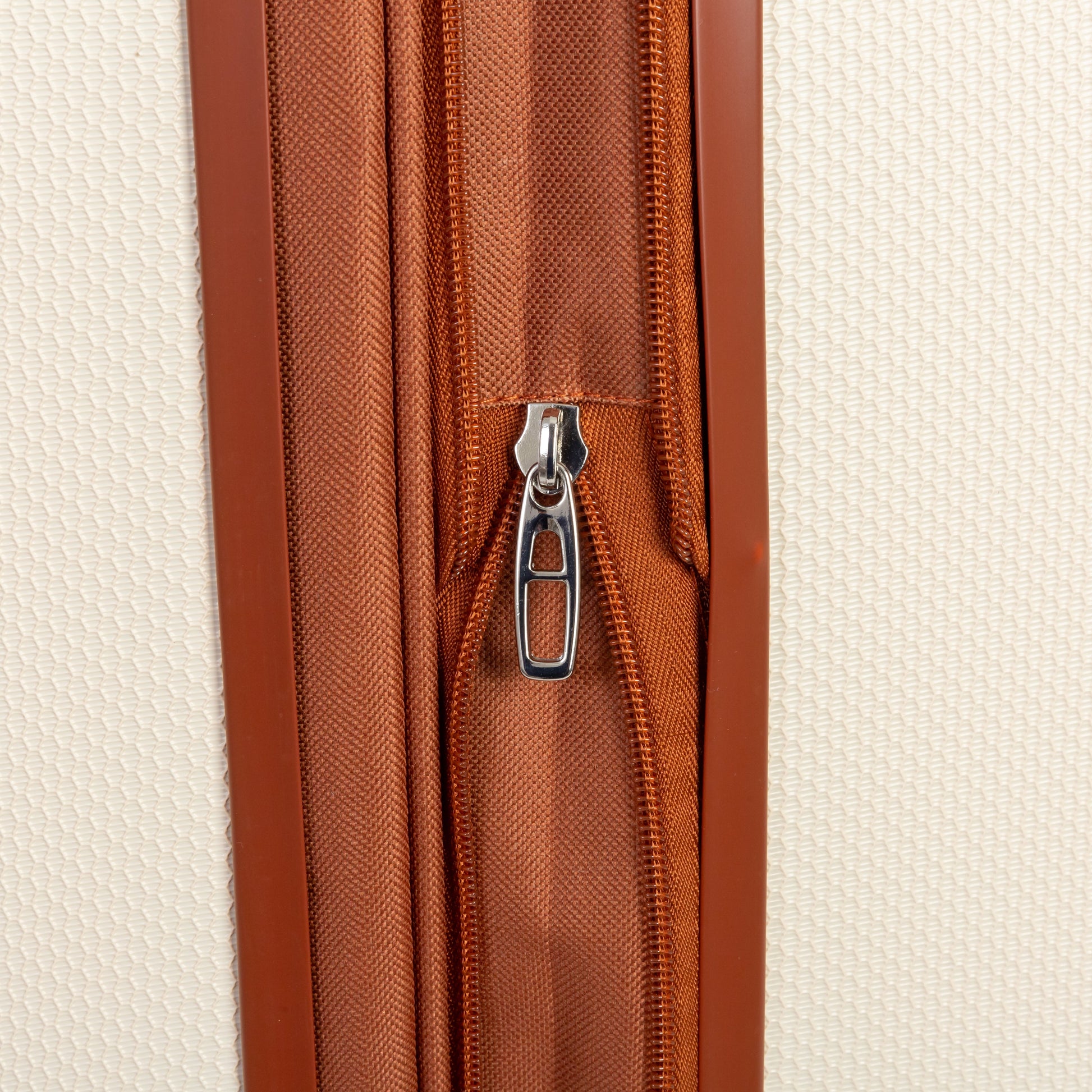 Explorer Luggage Explorer First Class Expandable Luggage Set