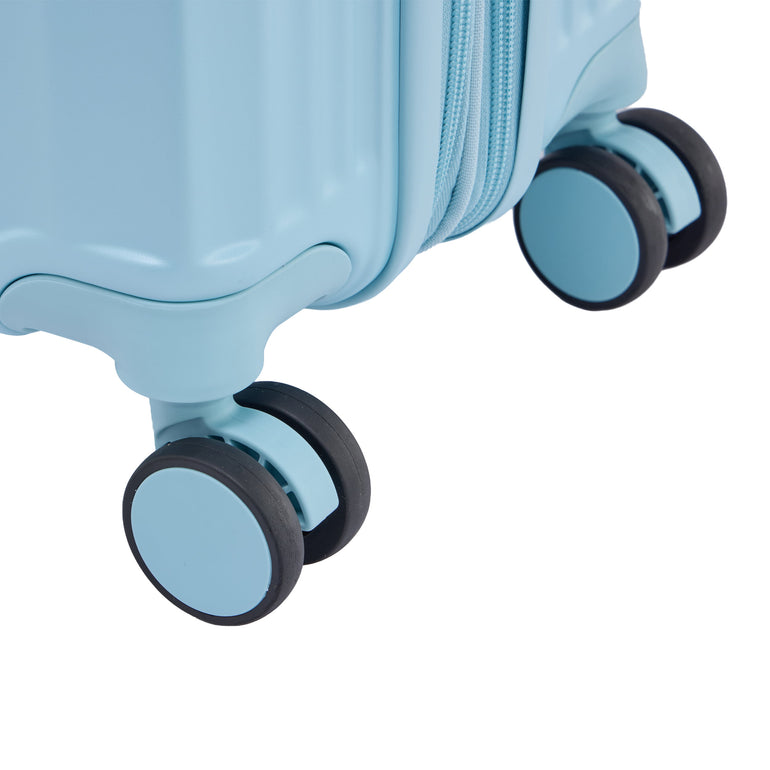 Explorer Luggage Explorer Latitude Expandable Carry-On Luggage