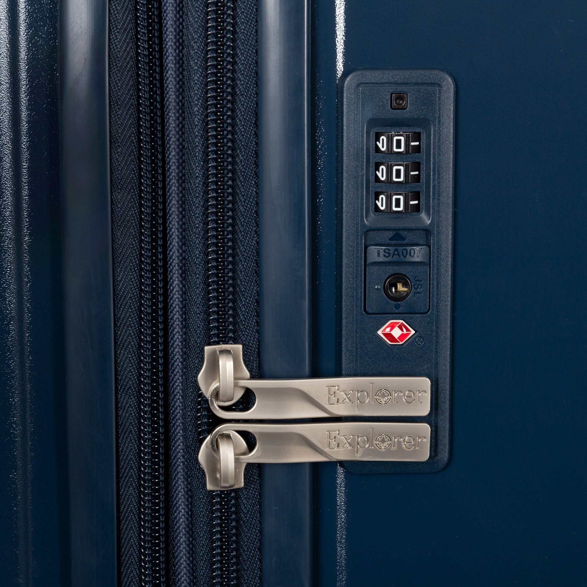 Explorer Luggage Explorer Passport Anti-Theft Expandable Medium Luggage