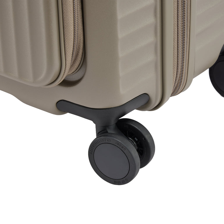 Explorer Luggage Explorer Terra Expandable Large Luggage