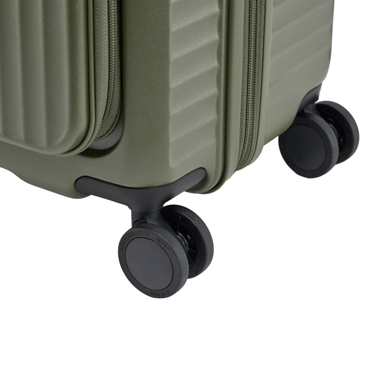 Explorer Luggage Explorer Terra Expandable Large Luggage