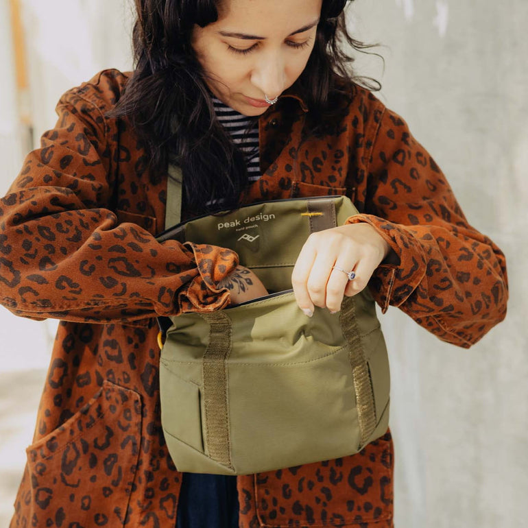 Peak Design Field Pouch V2