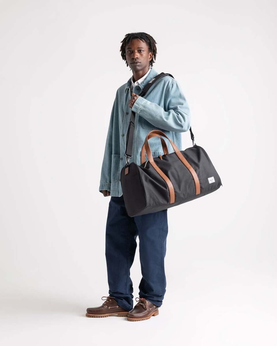 Herschel Duffles Ash Rose Herschel Novel Duffle - Ash Rose