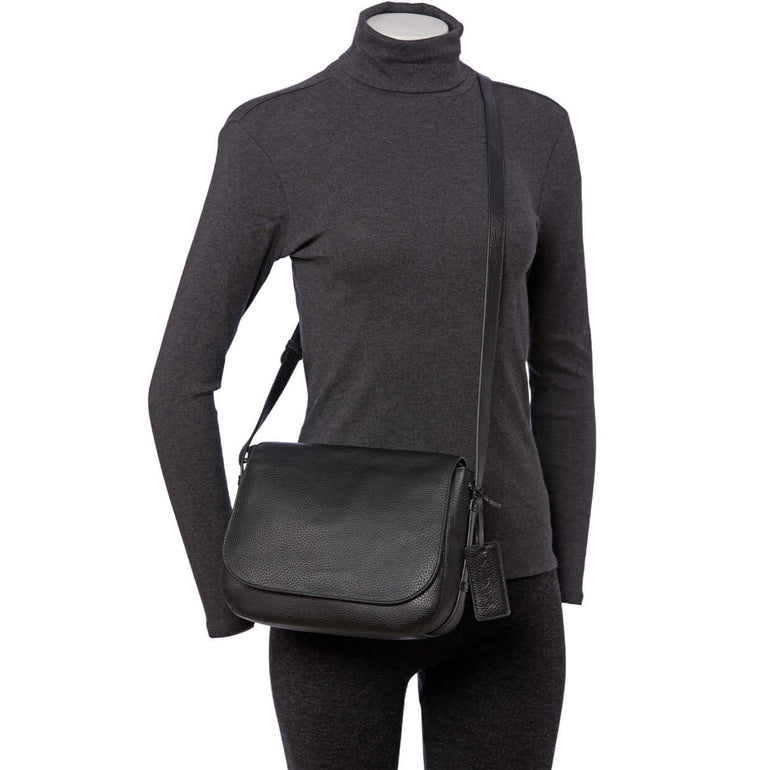 Mancini Handbags Mancini Pebbled Amy Leather Crossbody bag