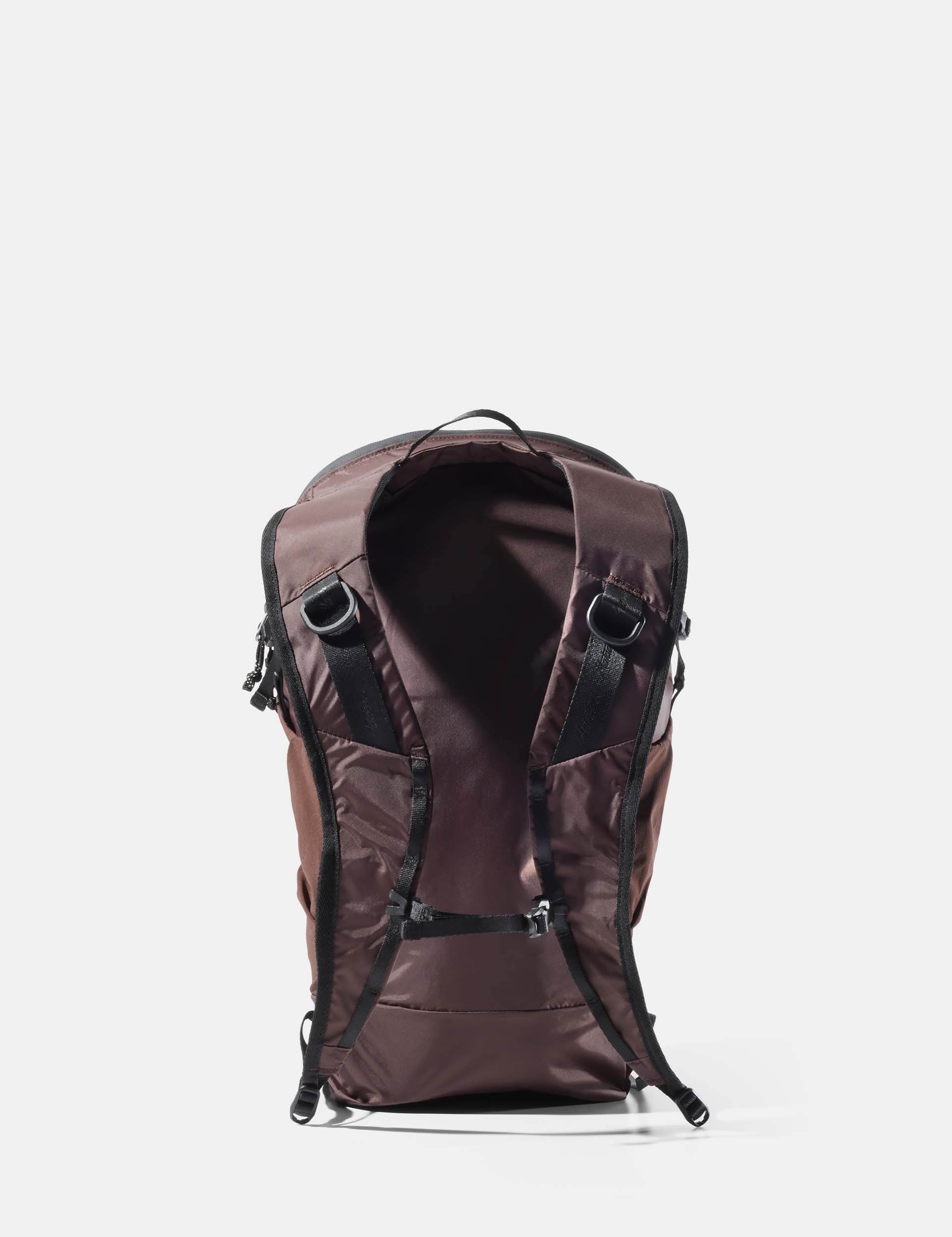Matador Backpacks Matador 18L Packable Backpack - Packed