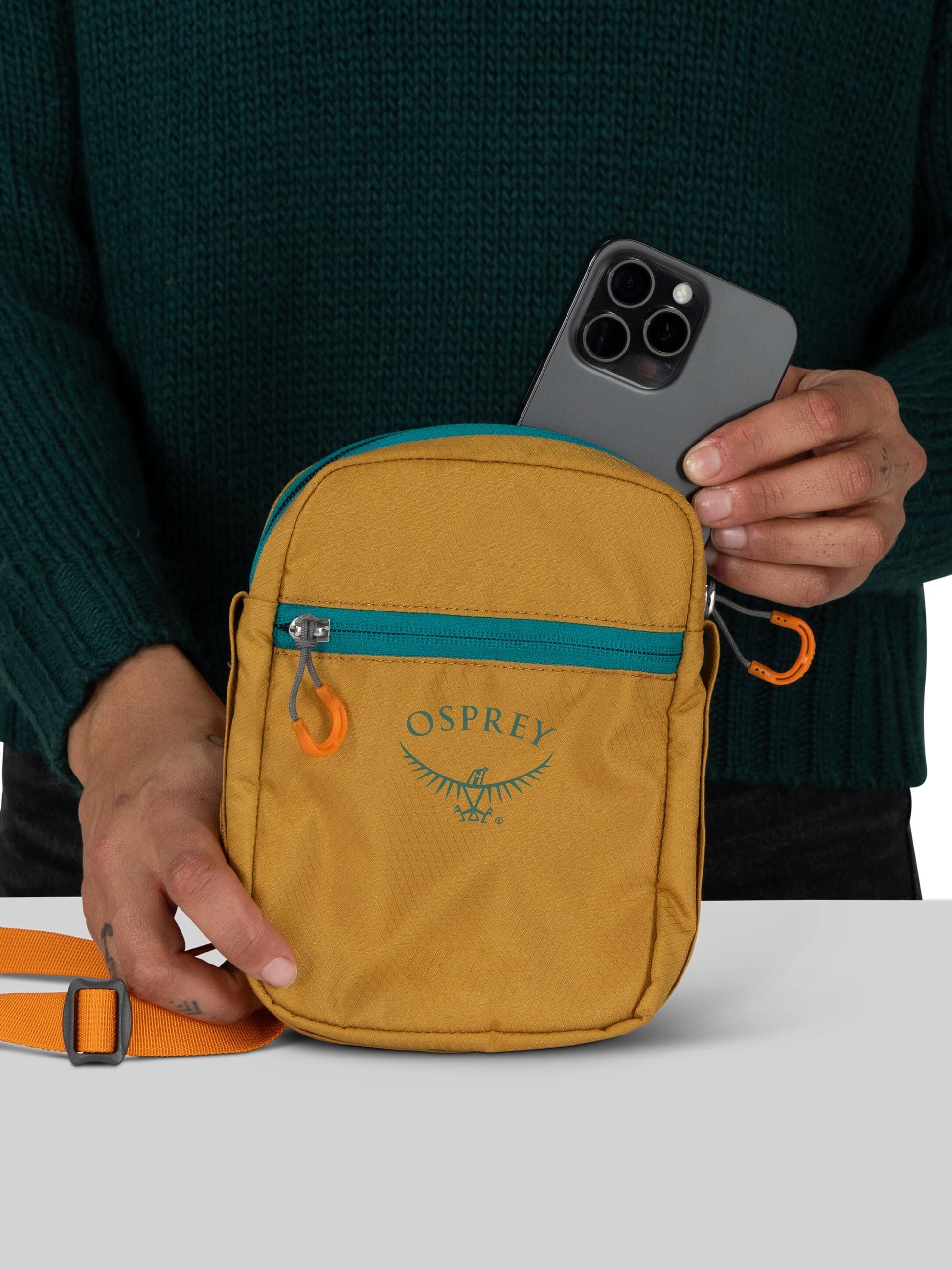 Osprey Cross-Body Bag Porcelain Orange Osprey Daylite Small Crossbody Bag - Porcelain Orange