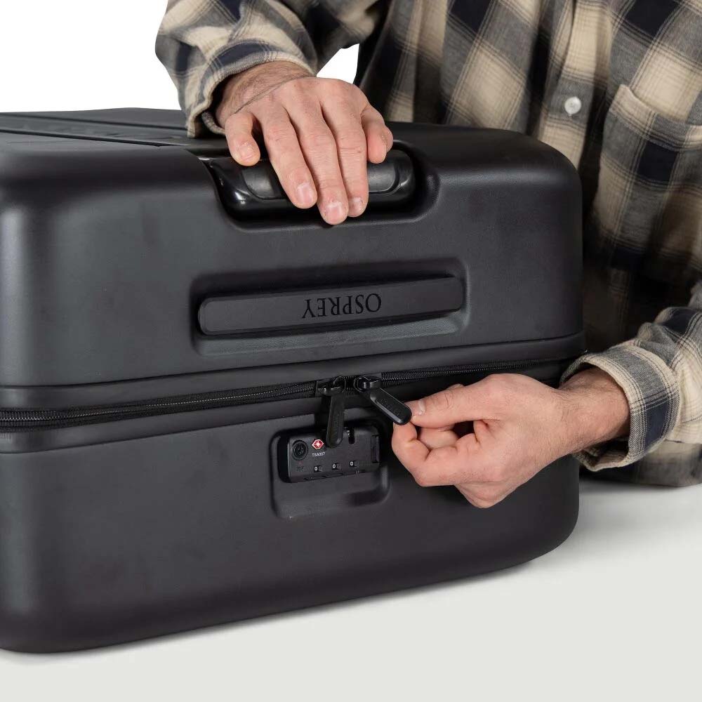 Osprey Luggage Osprey Ozone Hardside 4-Wheel 30" Large Luggage