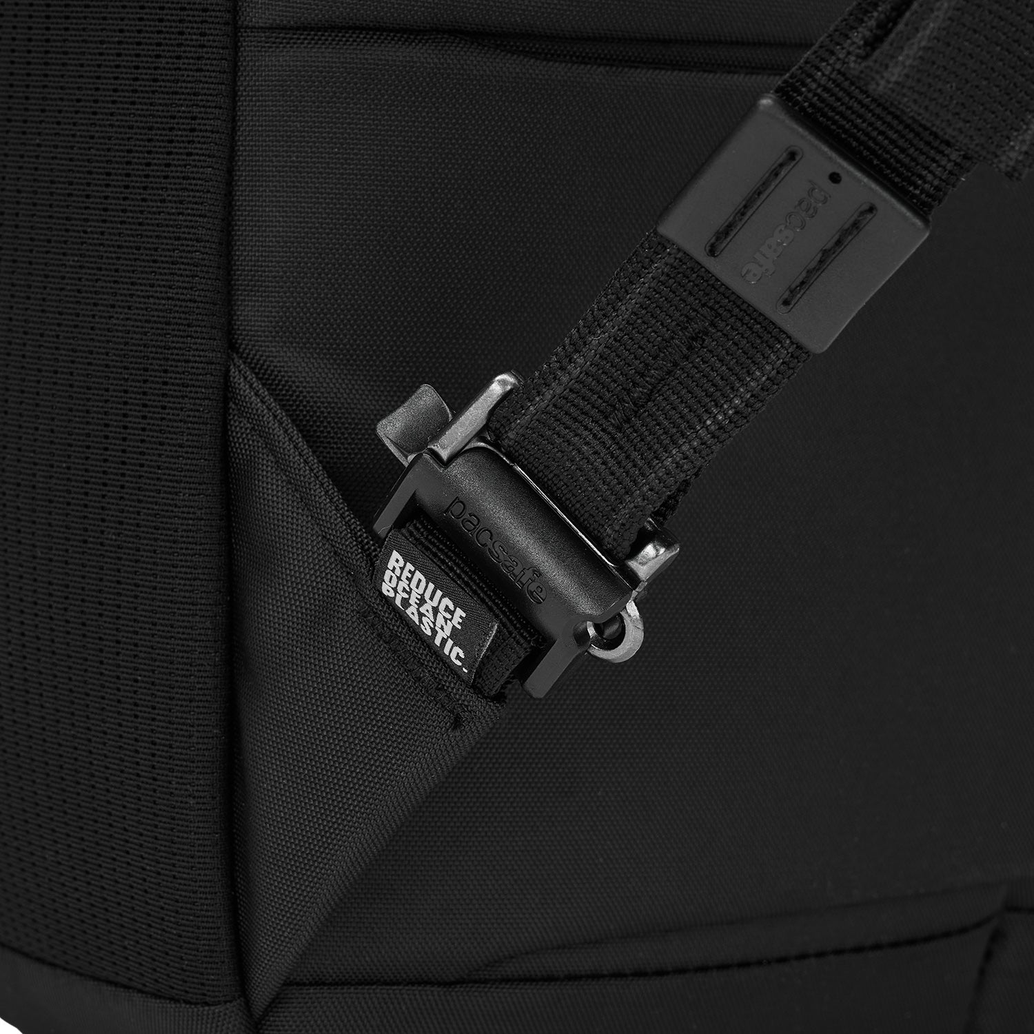 Pacsafe Backpacks Pacsafe EXP 28L Anti-Theft Backpack