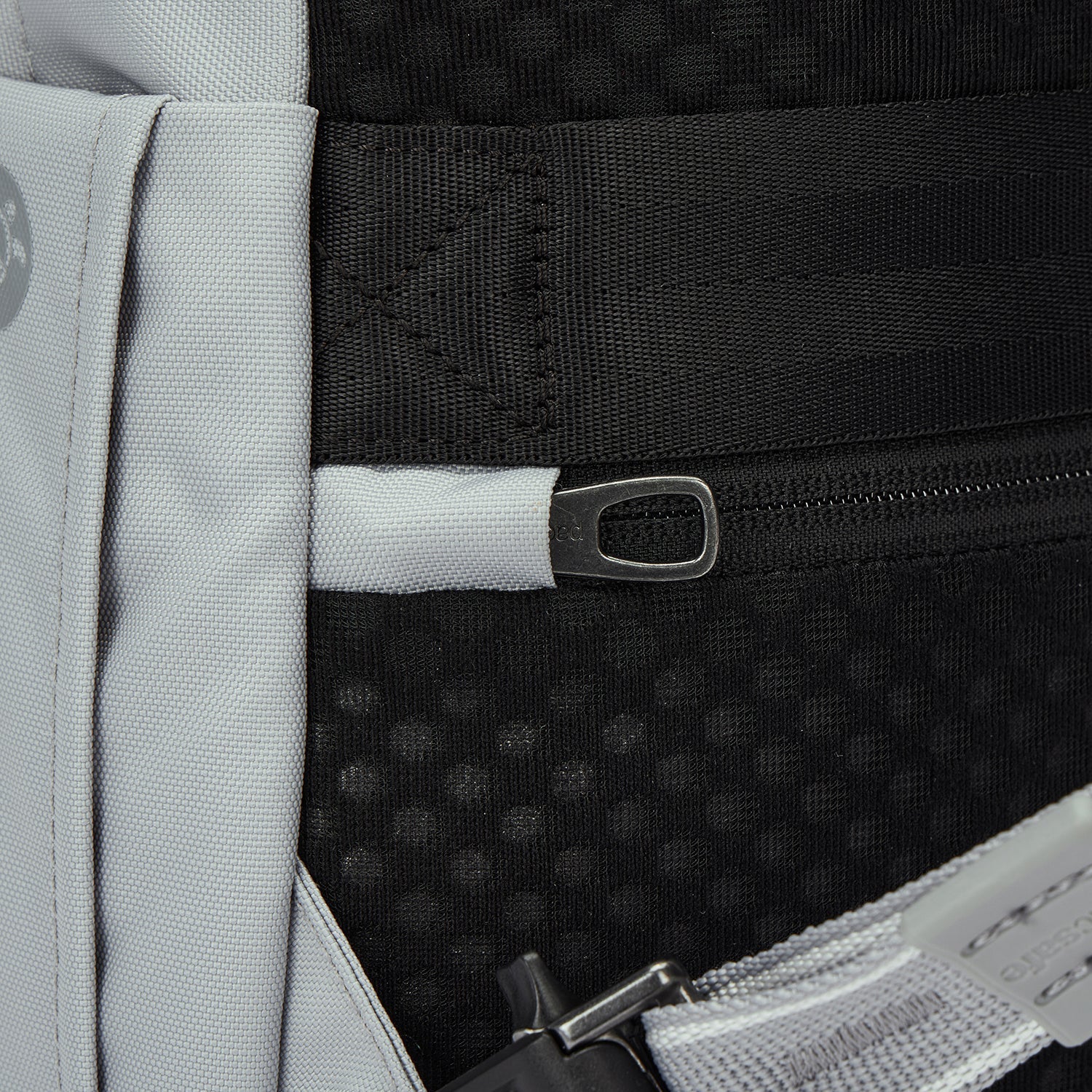 Pacsafe Backpacks Pacsafe V 16L Anti-Theft All-Around Backpack