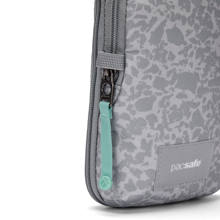 Pacsafe Cross-Body Bag Pacsafe GO Anti-Theft Tech Crossbody