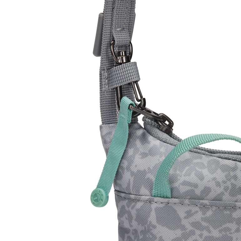 Pacsafe Cross-Body Bag Pacsafe GO Anti-Theft Tech Crossbody