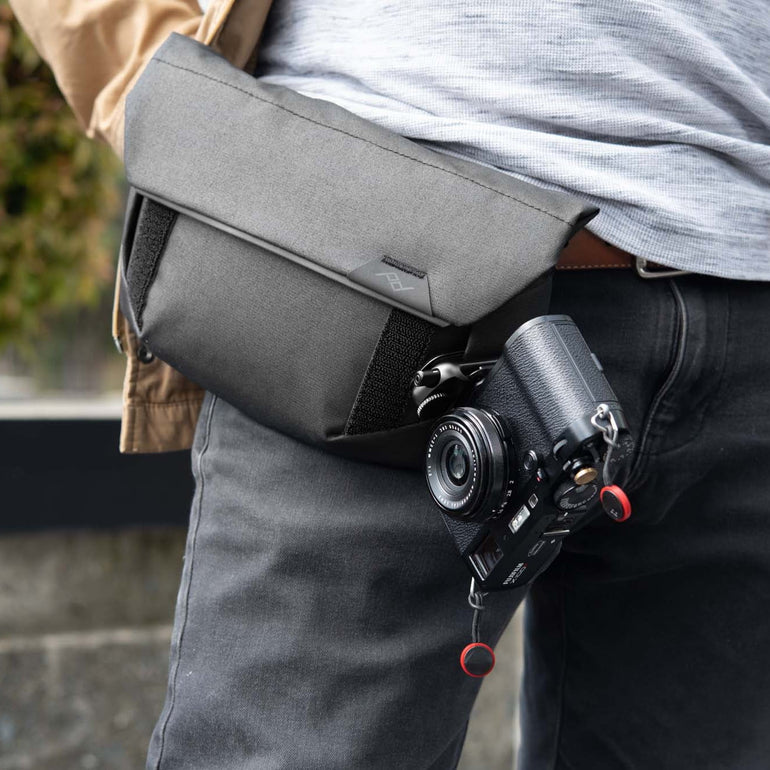 Peak Design Cross-Body Bag Peak Design Field Pouch V2