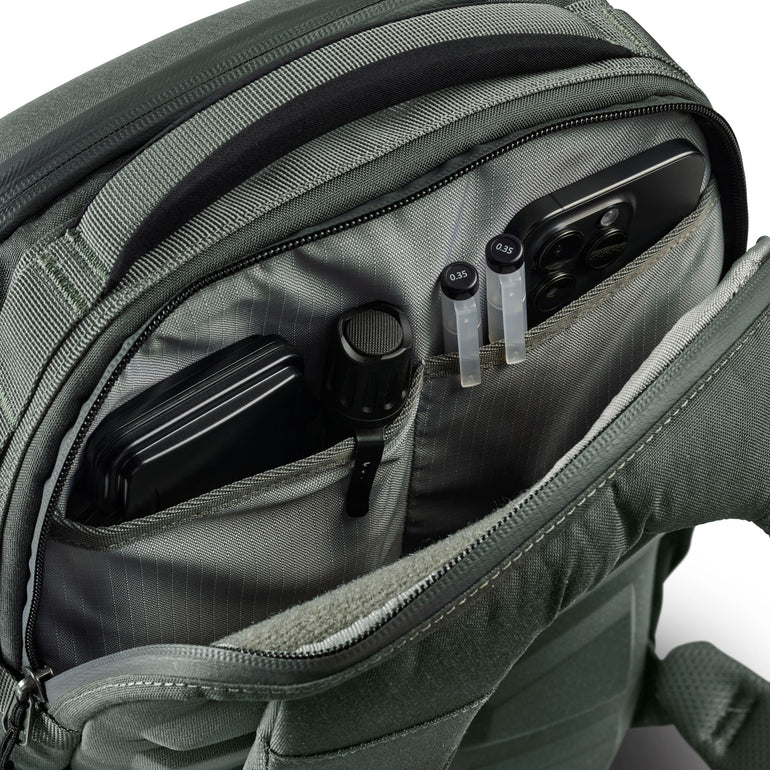 Pelican Backpacks Pelican TRVL Aegis 25L Backpack
