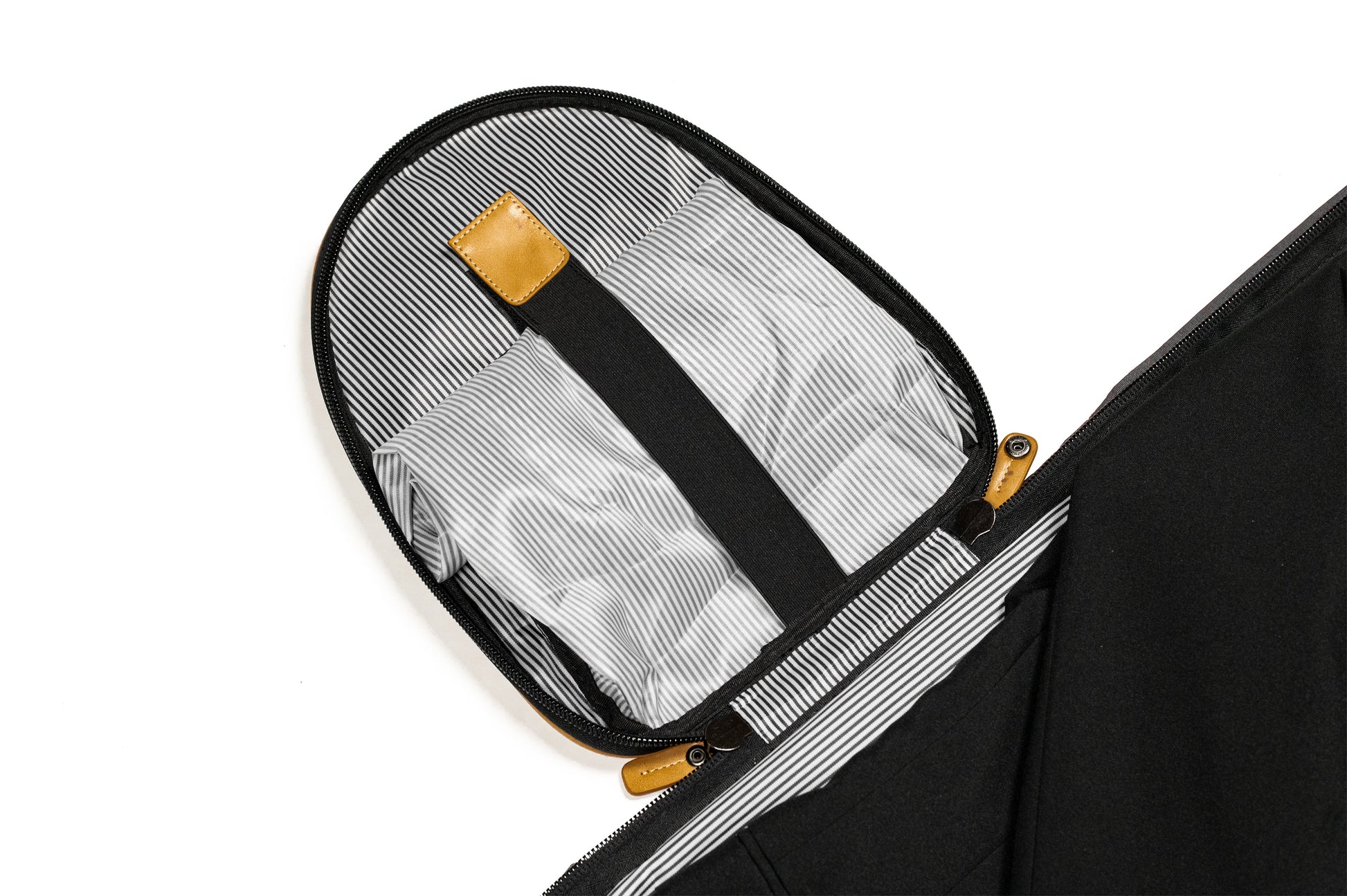 PKG Duffles PKG Rosedale 41L Garment Duffel Bag