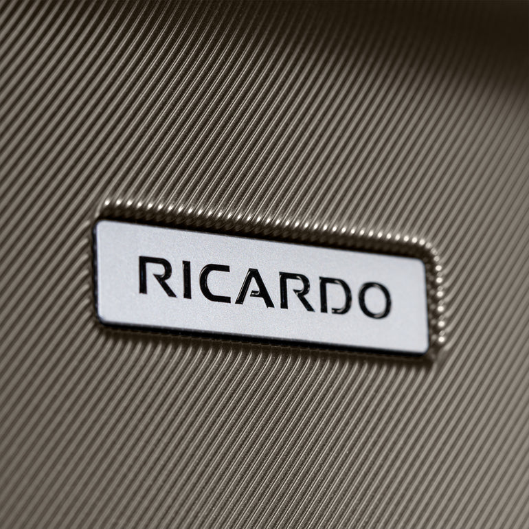 Ricardo Beverly Hills Luggage Ricardo Beverly Hills Montecito 2.0 Hardside Carry-On Expandable Spinner Luggage