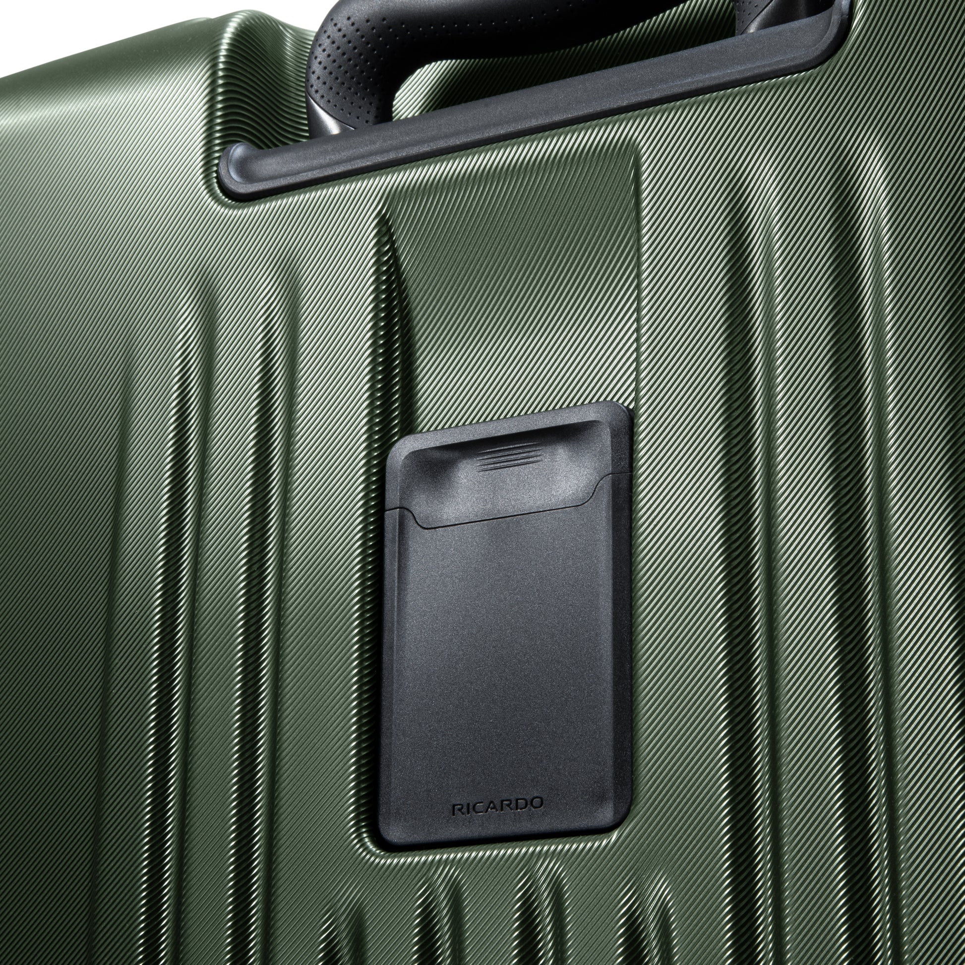 Ricardo Beverly Hills Luggage Ricardo Beverly Hills Montecito 2.0 Hardside Carry-On Expandable Spinner Luggage