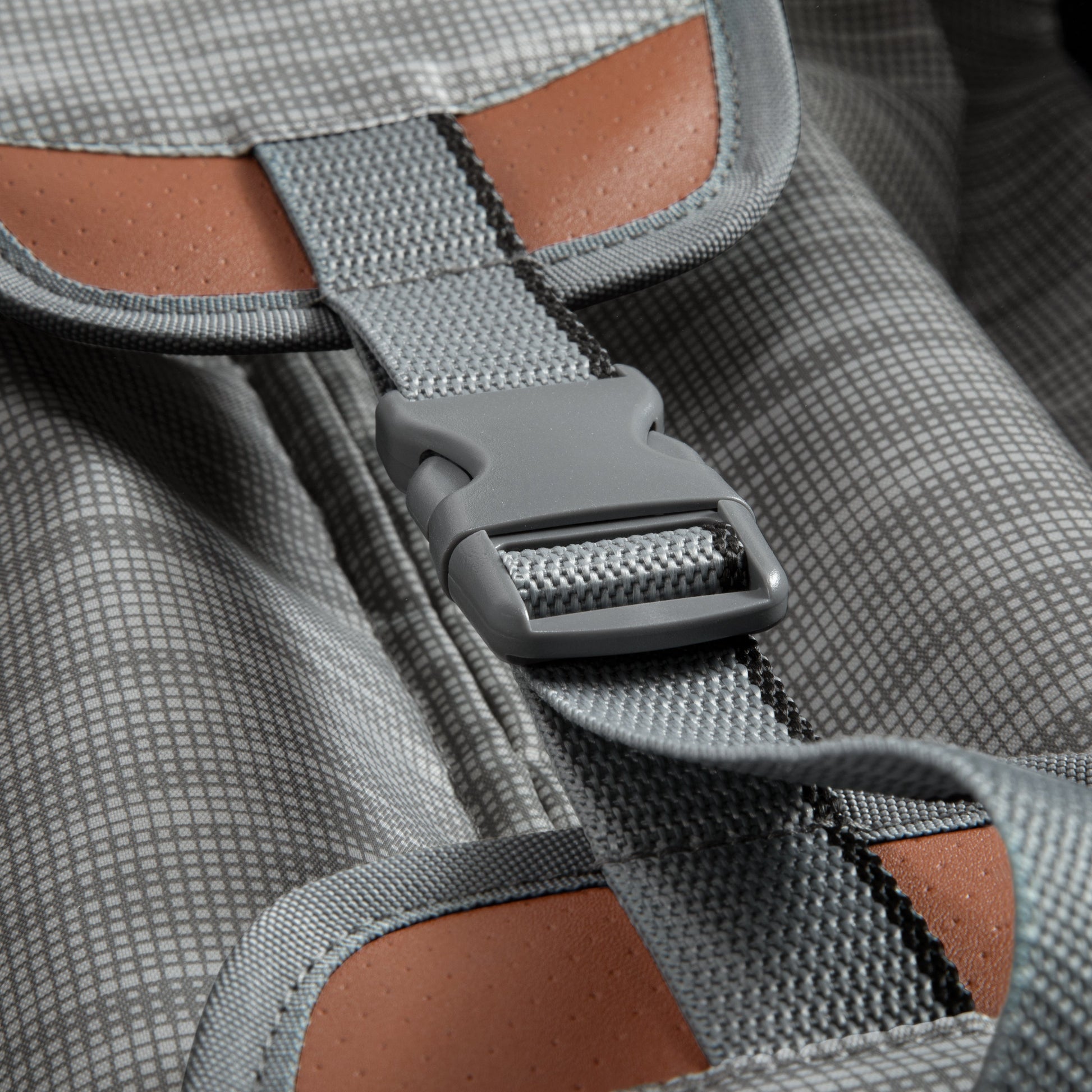 Ricardo Beverly Hills Luggage Ricardo Beverly Hills Montecito 2.0 Hardside Medium Check-In Expandable Spinner Luggage
