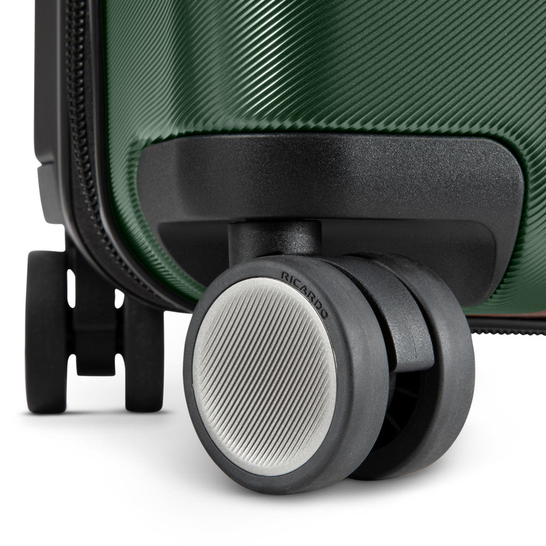 Ricardo Beverly Hills Luggage Ricardo Beverly Hills Montecito 2.0 Hardside Medium Check-In Expandable Spinner Luggage