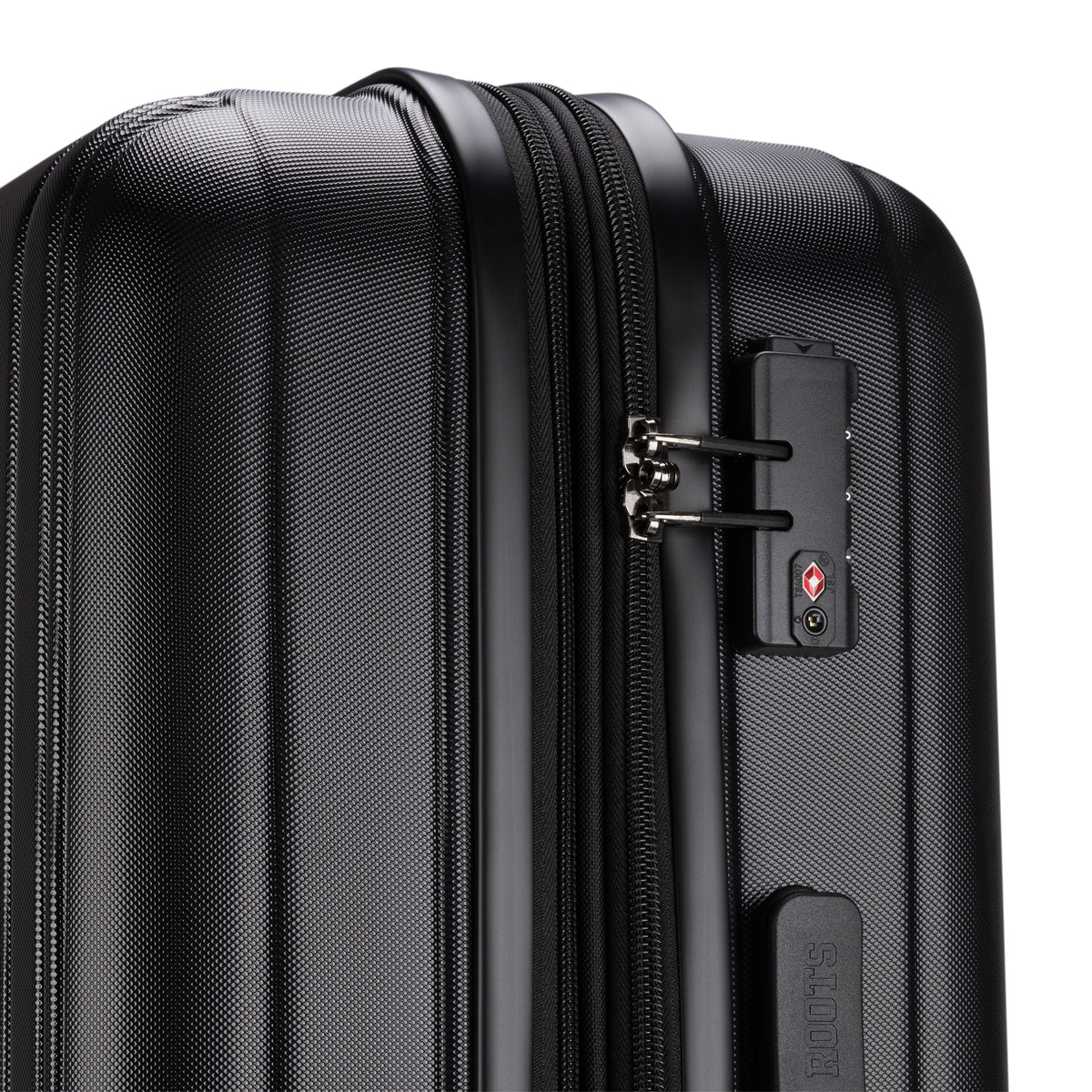 Roots Luggage Roots Identity Expandable Spinner 28" Large Luggage