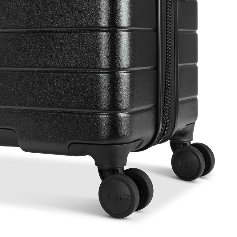 Roots Luggage Roots Travel Expandable Spinner 24" Medium Luggage