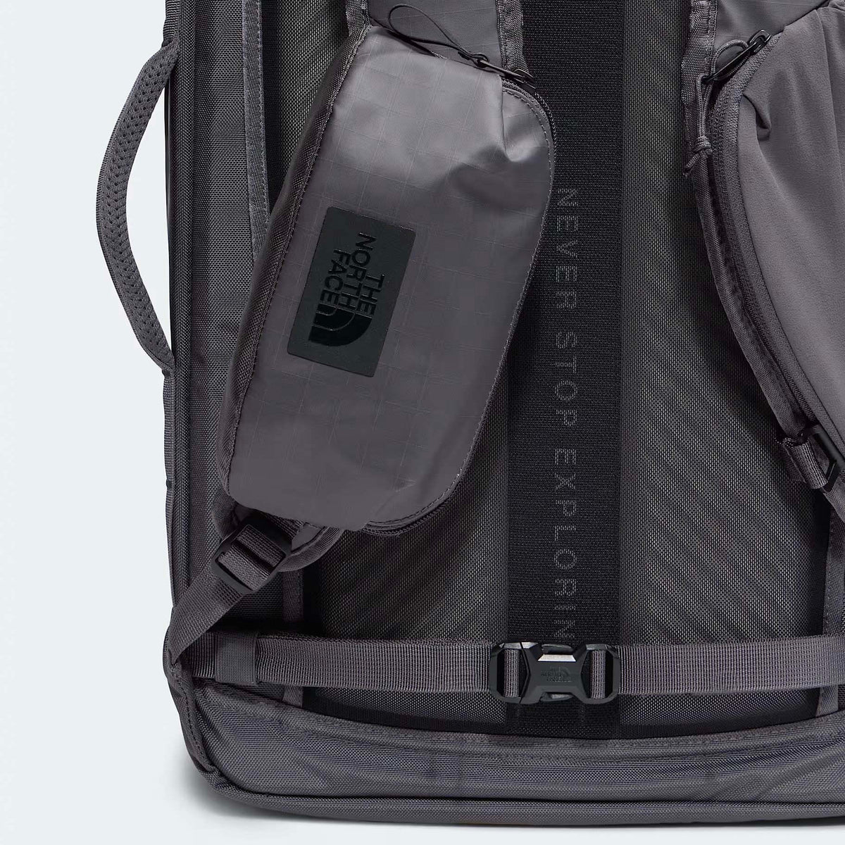 The North Face Travel Accessories Anthracite Grey/TNF Black The North Face Base Camp Voyager Pro Travel Pouch