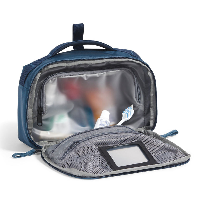 The North Face Base Camp Voyager Toiletry Kit