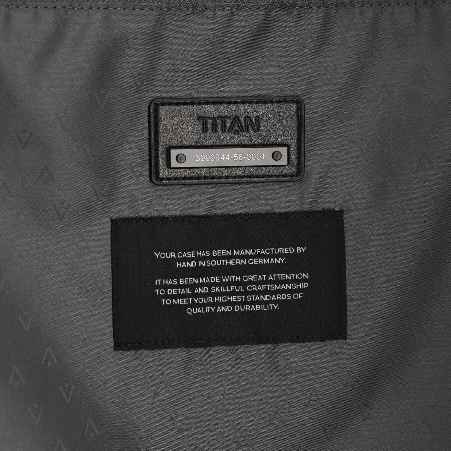 Titan Luggage Silver Titan ETERNITY Trolley M+ Medium Luggage