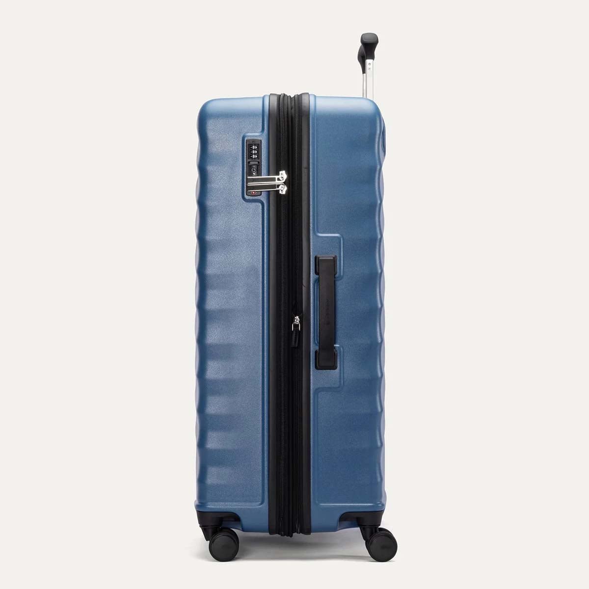Travelpro Luggage Travelpro Maxlite Air V2 Large Check-In Hardside Spinner