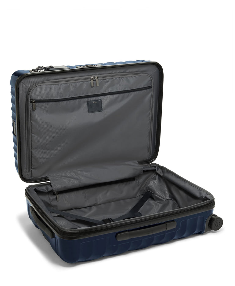 Tumi Luggage Tumi 19 Degree Short Trip Expandable 4 Wheeled Packing Case Medium Luggage
