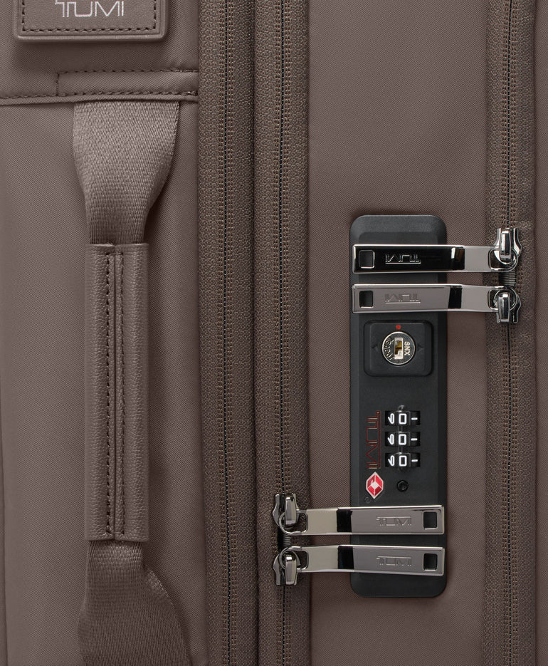 Tumi Luggage Tumi Voyageur Léger Dual Access Expandable Carry-On Luggage