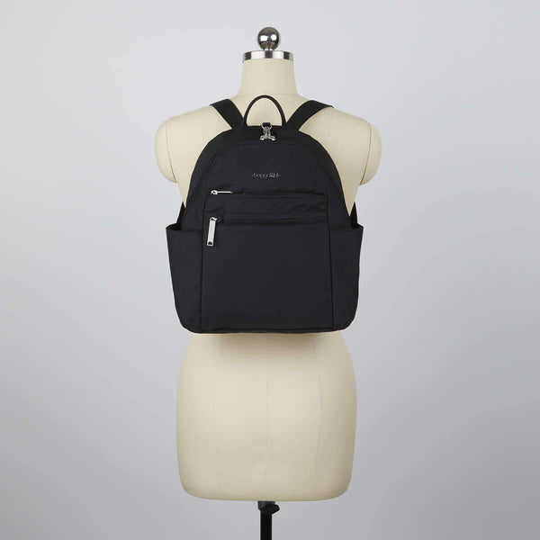 Baggallini AntiTheft Vacation Backpack Canada Luggage Depot