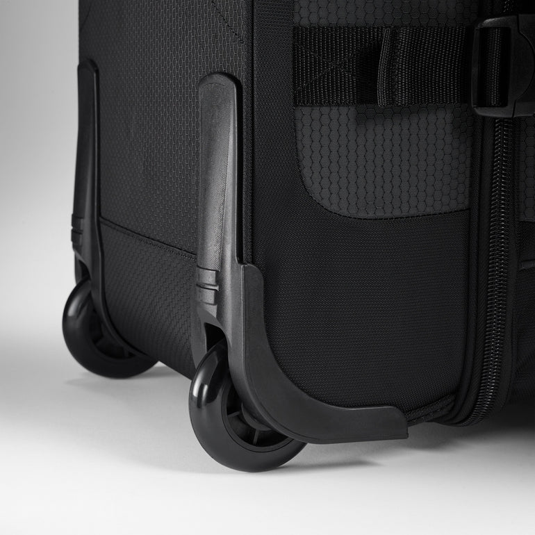 High Sierra Duffles High Sierra Fairlead Collection 28" Drop Bottom Duffle