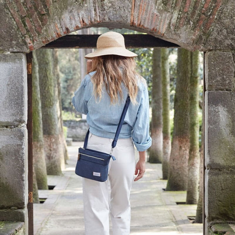 Travelon Cross-Body Bag Travelon Anti-Theft Heritage Small Crossbody
